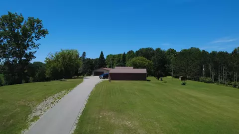 3100 Pointer, West Branch, MI 48661 photo 2