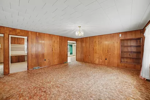 Living - 7495 E Mcbrides, Edmore, MI 48829 photo 3 of 4