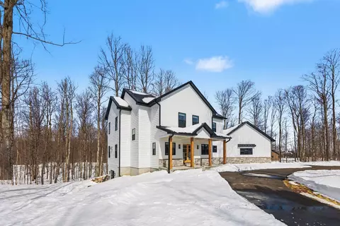 8293 Boca Vis, Traverse City, MI 49684