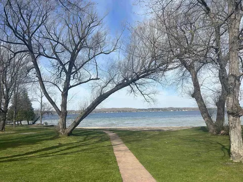 4673 N Crossover, Bellaire, MI 49615