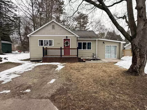 246 Robertson, Cadillac, MI 49601