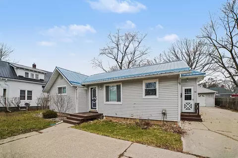 720 Wright, Alma, MI 48801