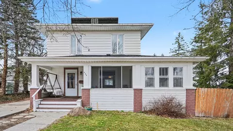 404 W W Ctr, Alma, MI 48801
