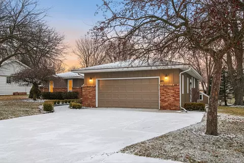 980 Glencoe, Alma, MI 48801