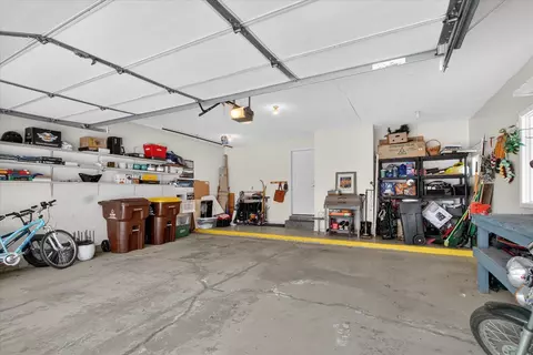 Exterior - 980 Glencoe, Alma, MI 48801 photo 2 of 13