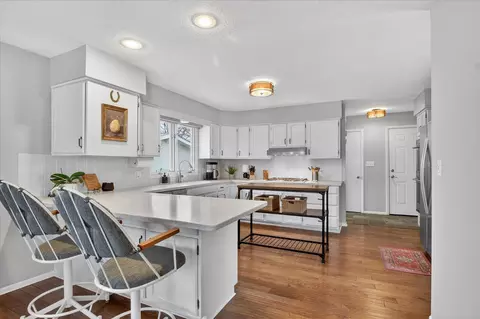 Kitchen - 980 Glencoe, Alma, MI 48801 photo 1 of 7