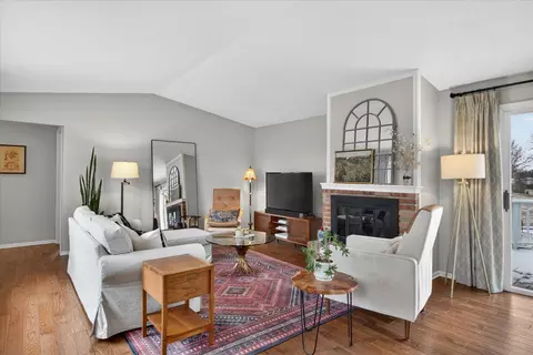 Living - 980 Glencoe, Alma, MI 48801 photo 1 of 3