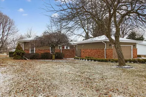 Exterior - 980 Glencoe, Alma, MI 48801 photo 11 of 13