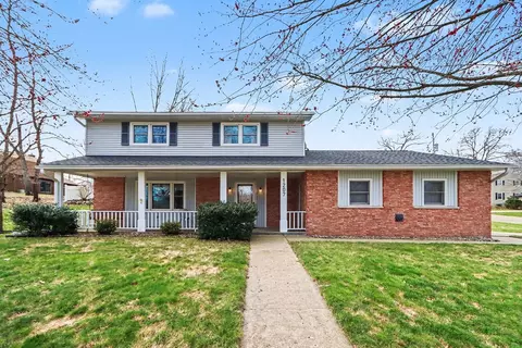 1207 Hampton Oaks, Portage, MI 49024