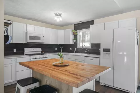 1967 Black Bark, Traverse City, MI 49696