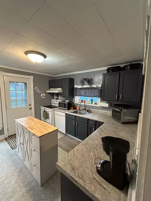 320 N Elm, Ithaca, MI 48847 photo 13