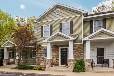 1491 Kent #9, Traverse City, MI 49686