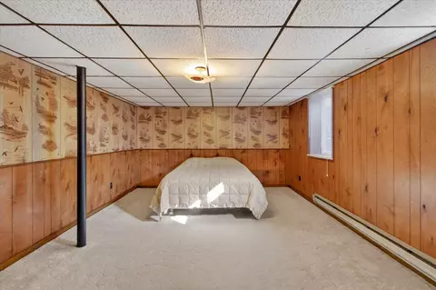 Bedroom - 901 Riverview, Alma, MI 48801 photo 7 of 8