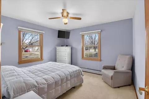 Bedroom - 901 Riverview, Alma, MI 48801 photo 3 of 8