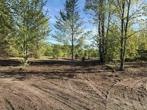 1007 E Solaris #LOT : B1, Maple City, MI 49664