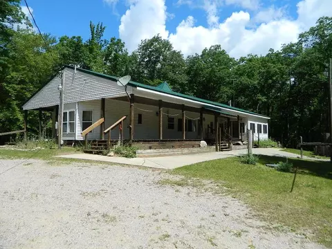 5651 E Haskell Lk, Harrison, MI 48625