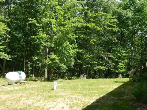 5651 E Haskell Lk, Harrison, MI 48625 photo 2