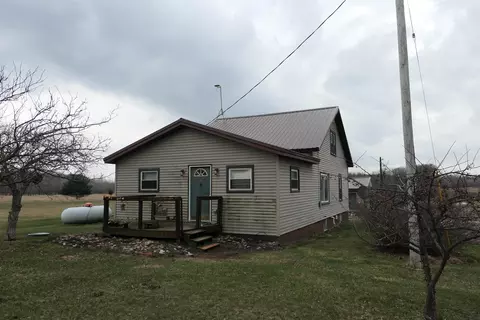 548 E Van Buren, Alma, MI 48801