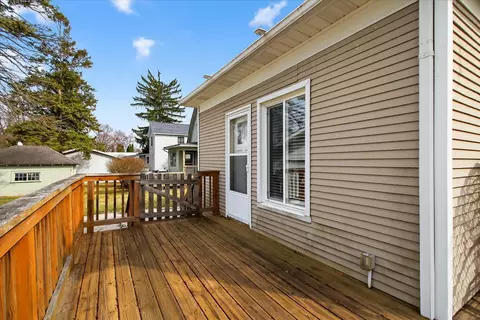 Exterior - 121 End, Alma, MI 48801 photo 9 of 15
