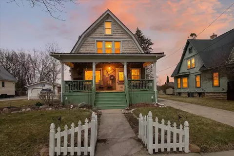 121 End, Alma, MI 48801
