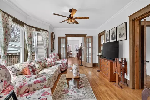 Living - 121 End, Alma, MI 48801 photo 4 of 6