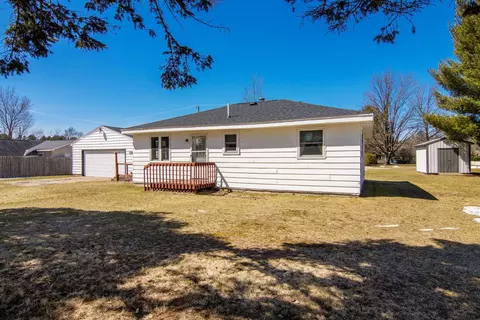 5046 W Main St SW, South Boardman, MI 49680
