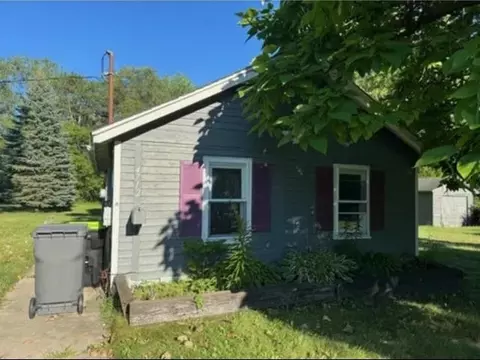 4712 Jefferson, Midland, MI 48640