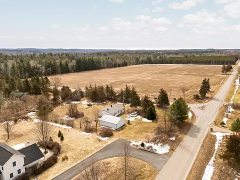 9125 Ayers, Williamsburg, MI 49690 photo 29