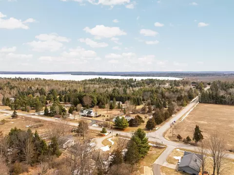 9125 Ayers, Williamsburg, MI 49690 photo 30