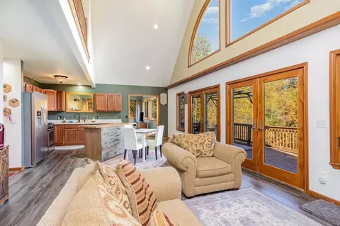 823 Valley Strm, Harrison, MI 48625 photo 4