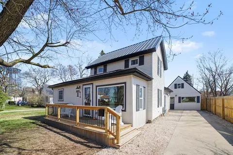 810 N Kinney, Mount Pleasant, MI 48858