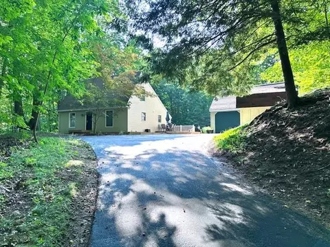 10520 S Dalzell, Traverse City, MI 49684
