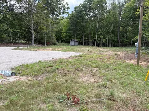 8349 Leecrest, Onekama, MI 49675 photo 5