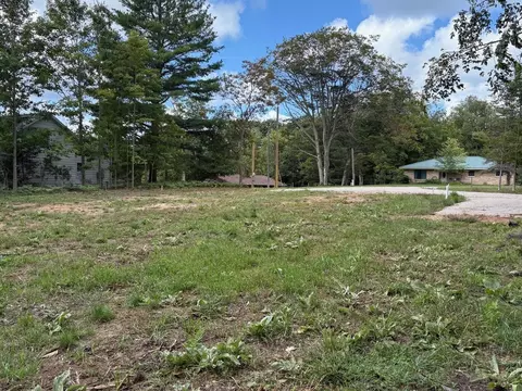 8349 Leecrest, Onekama, MI 49675 photo 3