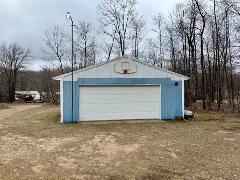 2888 Timberlane, Harrison, MI 48625 photo 3