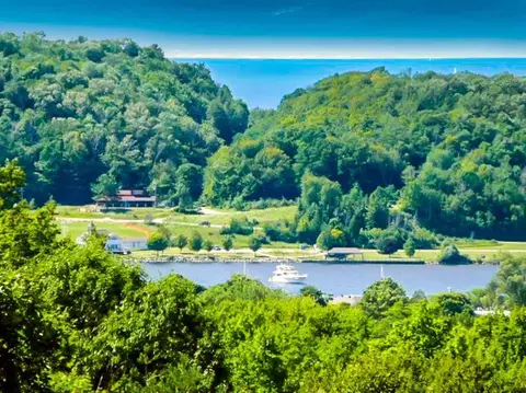 Day, Frankfort, MI 49635