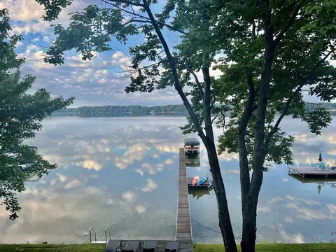 9459 N Long Lk, Traverse City, MI 49685