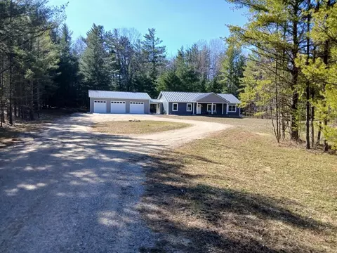 2210 Fox Run, West Branch, MI 48661