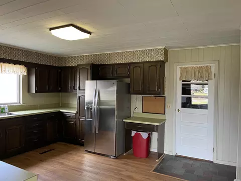 Kitchen - 716 Allen, Au Gres, MI 48703 photo 2 of 2