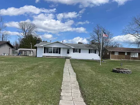 Exterior - 716 Allen, Au Gres, MI 48703 photo 2 of 5
