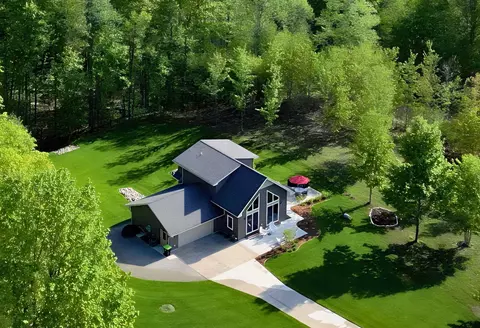 2013 E Kasson, Cedar, MI 49621 photo 1