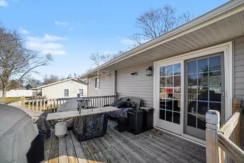 898 Riverview, Alma, MI 48801 photo 16