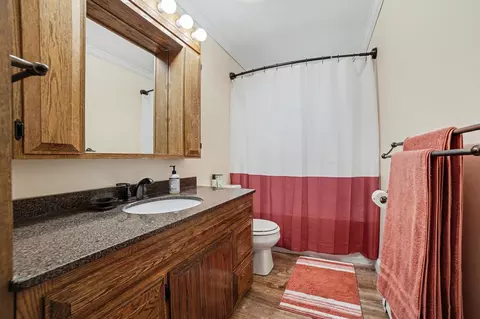 898 Riverview, Alma, MI 48801 photo 9