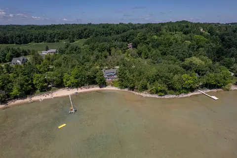 14088 Bluff, Traverse City, MI 49686
