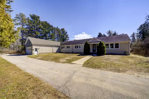 974 N N Ml, Northport, MI 49670