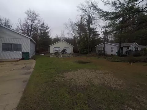 900 E Lake Mitchell, Cadillac, MI 49601