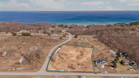 11936 E Blossom, Suttons Bay, MI 49682