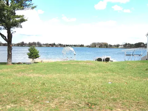 1062 Castle #LOT 36, Lake Isabella, MI 48893