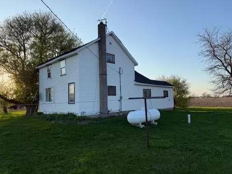 Exterior - 2425 E Roggy, Ithaca, MI 48847 photo 2 of 4