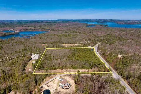9595 Mud Lk, Interlochen, MI 49643